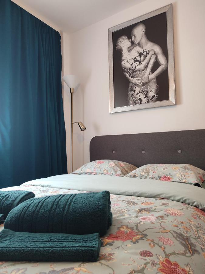 Historic Center Residence 2 บูคาเรสต์ ภายนอก รูปภาพ